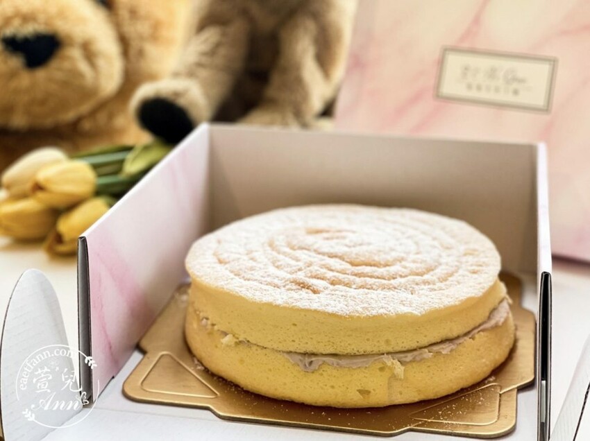 台中市南屯區台中|2度C NiGuo 純手工製法式千層蛋糕專賣店 堅持30層以上 新鮮現做冷藏保鮮 清爽不甜膩口味多 送禮/節日/