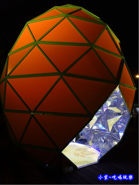 22水果萬花筒-屏東綵燈節 (3).jpg