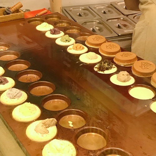 🍄不貳光車輪餅延吉店 🔸臺北美食-國父紀念館站🔸-eateatforfun ⠀⠀⠀