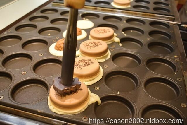 台北銅板美食推薦 | 不貳光車輪餅Mister Wheel (延吉店) 全新推出 媽祖節 Q版媽祖車輪餅 保庇保庇 - 就是這樣。吃喝玩樂。愛漂亮部落格 - FashionGuide 華人時尚專業