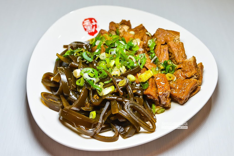 勳牛肉麵-中和四號公園靠近永安市場站的中和牛肉麵