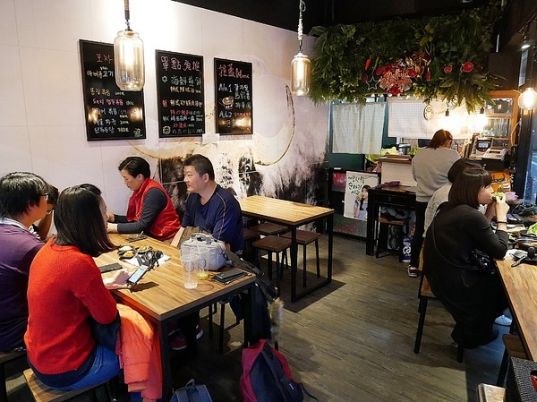 韓冰酷 한빙쿠:韓冰酷 한빙쿠-台北西門町韓式料理 真正韓國老闆來台販售道地韓國菜 夠辣夠味夠韓超過癮