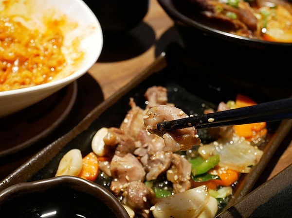 韓冰酷 한빙쿠:韓冰酷 한빙쿠-台北西門町韓式料理 真正韓國老闆來台販售道地韓國菜 夠辣夠味夠韓超過癮