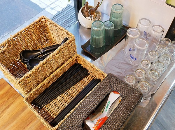 韓冰酷 한빙쿠:韓冰酷 한빙쿠-台北西門町韓式料理 真正韓國老闆來台販售道地韓國菜 夠辣夠味夠韓超過癮