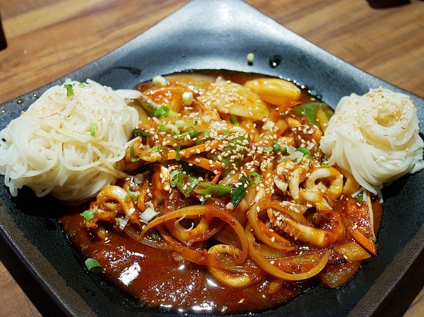 韓冰酷 한빙쿠:韓冰酷 한빙쿠-台北西門町韓式料理 真正韓國老闆來台販售道地韓國菜 夠辣夠味夠韓超過癮