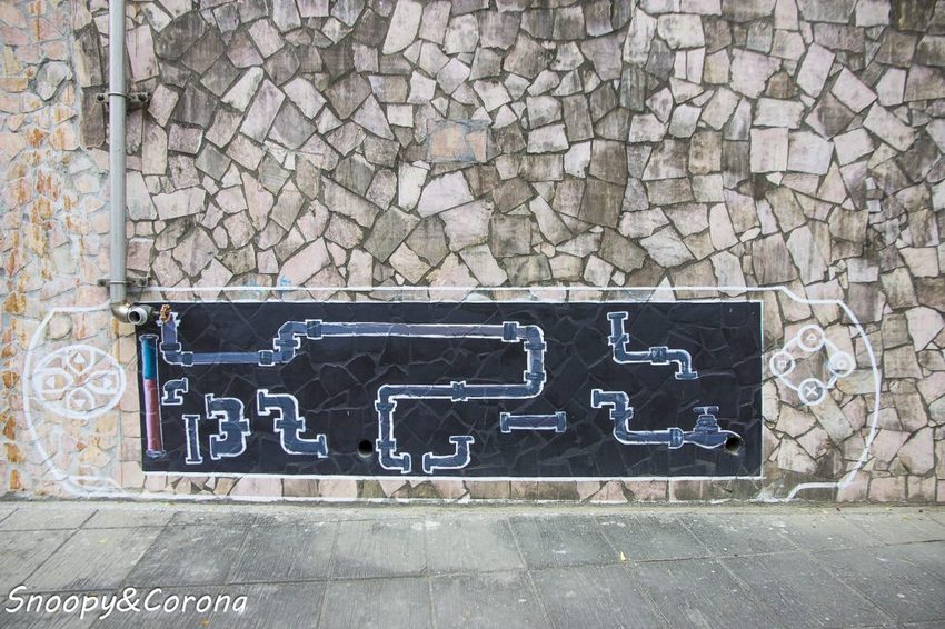 【玩樂．台北】新莊熱門打卡景點／新莊中港大排彩繪親水綠廊～超網美的彩色積木步道，散步就能拍好拍滿