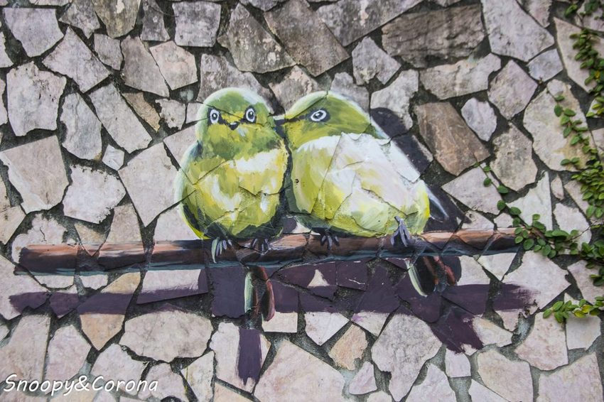 【玩樂．台北】新莊熱門打卡景點／新莊中港大排彩繪親水綠廊～超網美的彩色積木步道，散步就能拍好拍滿