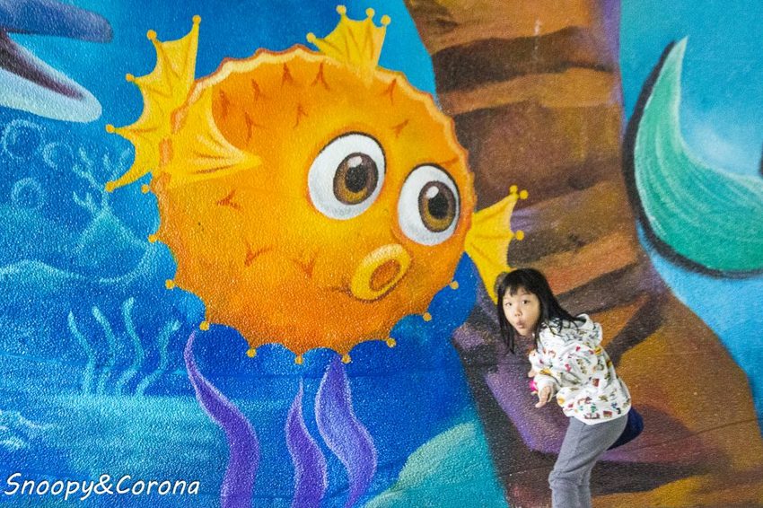 【玩樂．台北】新莊熱門打卡景點／新莊中港大排彩繪親水綠廊～超網美的彩色積木步道，散步就能拍好拍滿