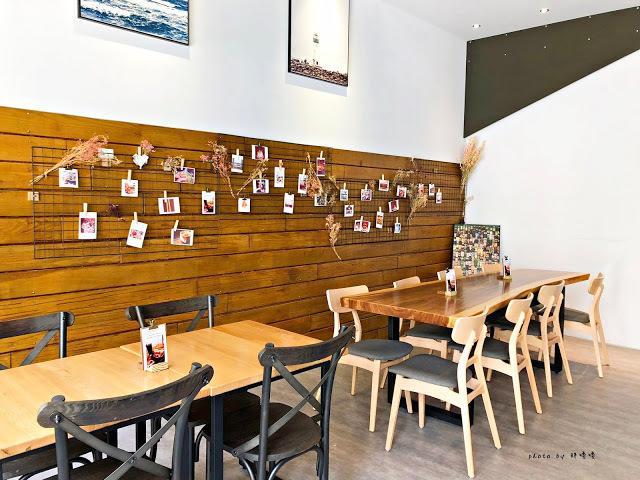 【台中北屯】Stay Gold 初心漢堡🍔用心，手做漢堡，口味獨特多樣，飲品也很厲害，冬瓜檸檬一定要喝，喜歡整家店給人的態度與氛圍:)