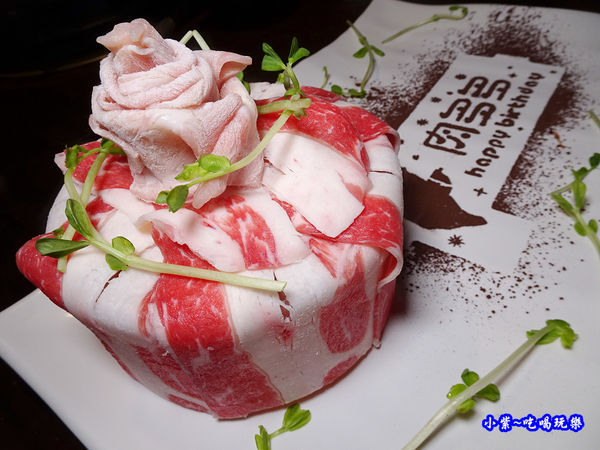 送壽星牛豬蛋糕盤-肉多多桃園旗艦店 (4).jpg