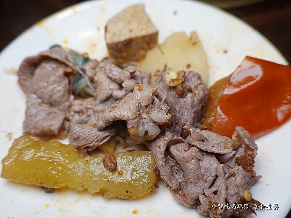 美國霜降牛-肉多多火鍋桃園中正店 (2).jpg