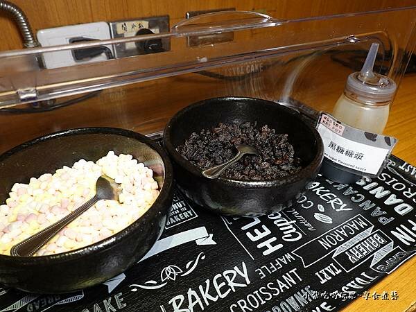 霜淇淋-肉多多火鍋桃園中正店 (3).jpg