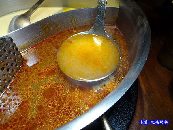 特選麻辣湯底-肉多多桃園旗艦店 (2).jpg