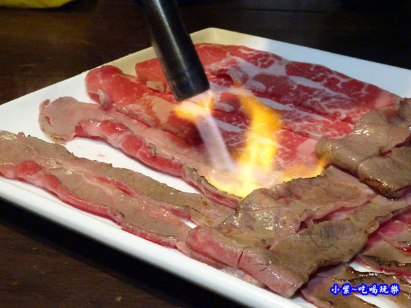 炙燒厚切牛小排-肉多多桃園旗艦店 (4).jpg