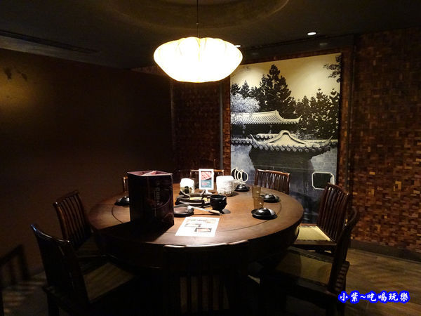 2樓包廂座位3間-肉多多桃園旗艦店 (1).jpg