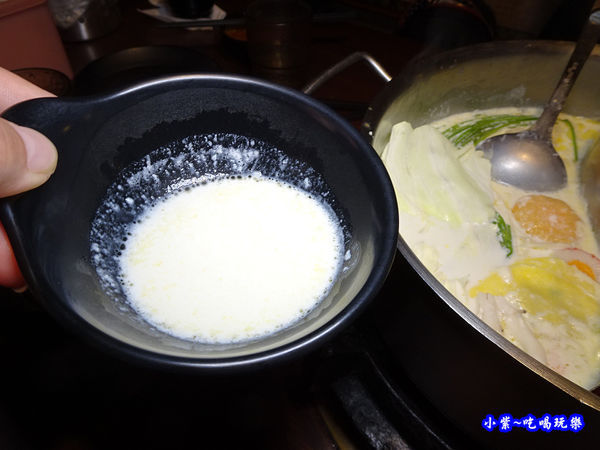 起司牛奶湯底-肉多多桃園旗艦店 (2).jpg