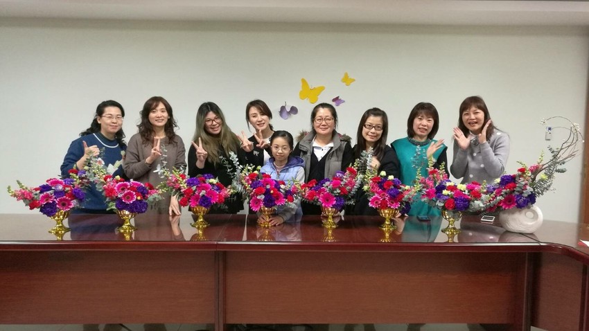 預約導覽當代花藝裝置藝術設計展覽送Nespresso咖啡!