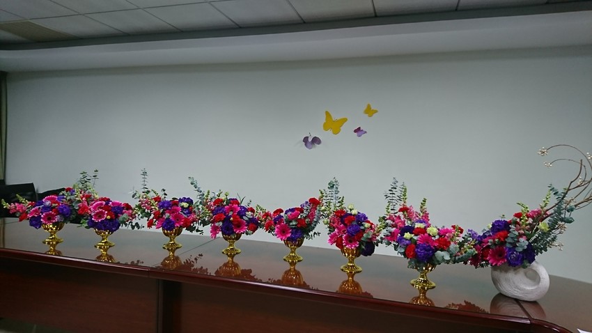 預約導覽當代花藝裝置藝術設計展覽送Nespresso咖啡!