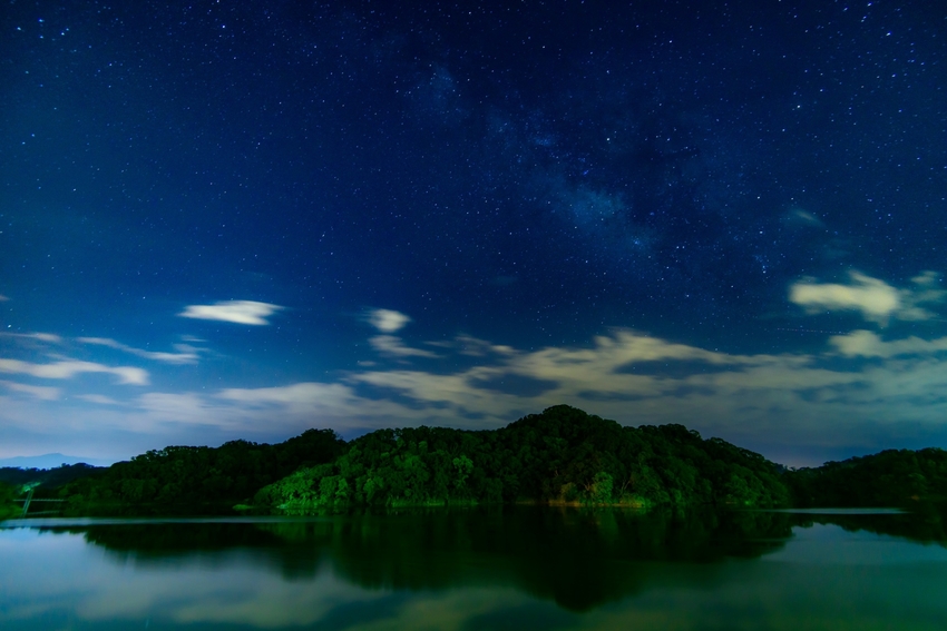 新竹竹北 ｜新瓦屋 Ｘ 苙森林 聖誕裝置藝術＆攝影聯展的啟發和美學培養