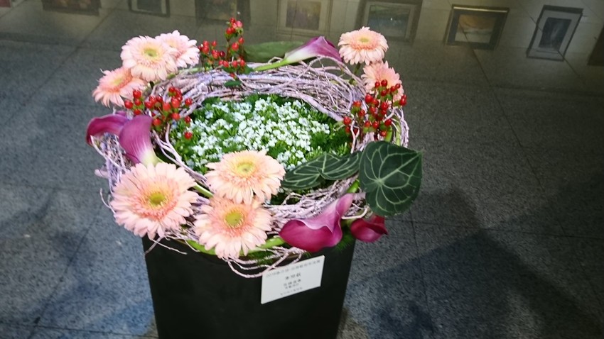 LiForest Art 苙森林國際藝術共享平台推選義大利當代藝術與美式花藝設計