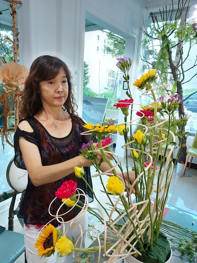 預約導覽當代花藝裝置藝術設計展覽送Nespresso咖啡!