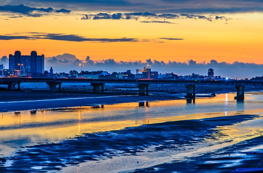 新竹竹北 ｜新瓦屋 Ｘ 苙森林 聖誕裝置藝術＆攝影聯展的啟發和美學培養