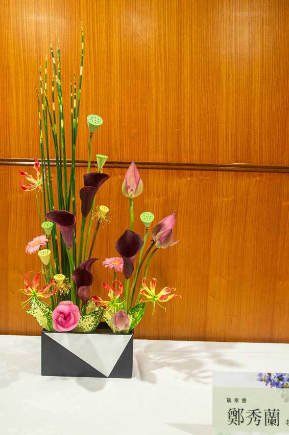 榮登台灣花藝雜誌的專業花卉創作技能大公開！