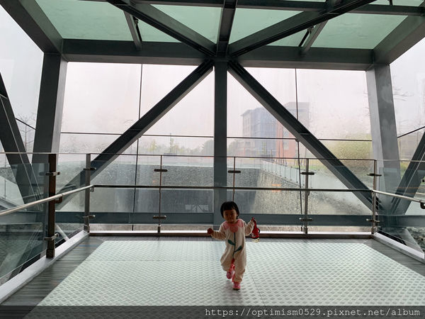 《台南-新市》兒童館親子玩樂之餘,一同進入國立臺灣史前博物館,探索歷史,發現蹤跡-南科考古館