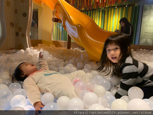 《台南-新市》兒童館親子玩樂之餘,一同進入國立臺灣史前博物館,探索歷史,發現蹤跡-南科考古館