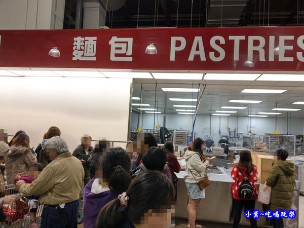 好市多麵包區 (2).jpg