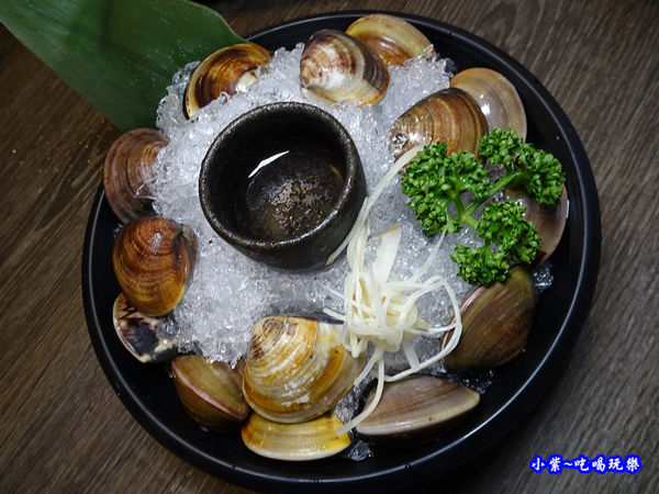 蛤蜊-米塔石頭火鍋市府店.jpg