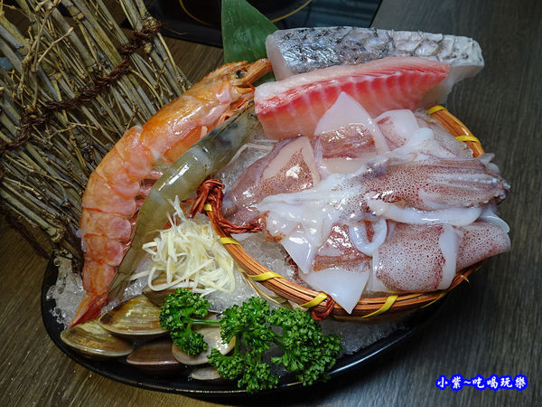小無敵海鮮-米塔石頭火鍋市府店 (4).jpg