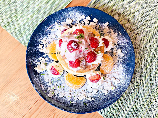 【台中 北屯】Sun with Cheese ‧ 日起食書生活🌞🌞🌞鄰近松竹火車站、北屯特力屋,超舒服的用餐環境,早午餐、輕食都有供應,一早想吃厚鬆餅也沒問題啊!!居然有這麼棒的早午餐,現在知道還不晚