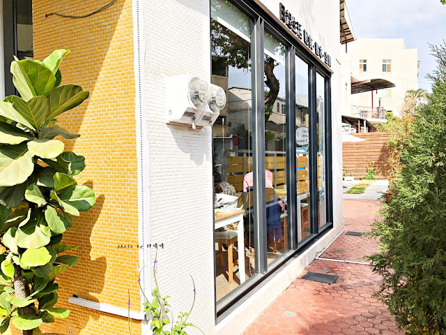 【台中 北屯】Sun with Cheese ‧ 日起食書生活🌞🌞🌞鄰近松竹火車站、北屯特力屋,超舒服的用餐環境,早午餐、輕食都有供應,一早想吃厚鬆餅也沒問題啊!!居然有這麼棒的早午餐,現在知道還不晚