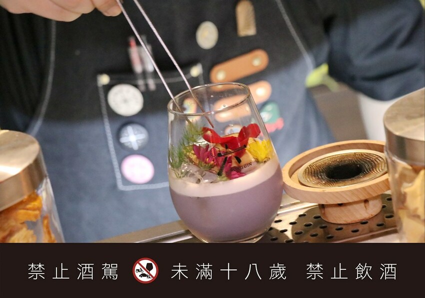 【台北萬華區】♥ONCE Cafe&Bar 無心戒酒互助會-西寧分會♥捷運西門站酒吧推薦,西門町好喝調酒