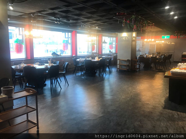 川夜宴無二火鍋樓 CP值超高的吃到飽! 台北中山區美食推薦