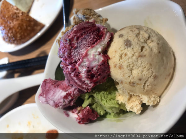 川夜宴無二火鍋樓 CP值超高的吃到飽! 台北中山區美食推薦