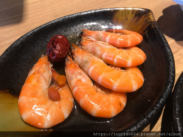 川夜宴無二火鍋樓 CP值超高的吃到飽! 台北中山區美食推薦