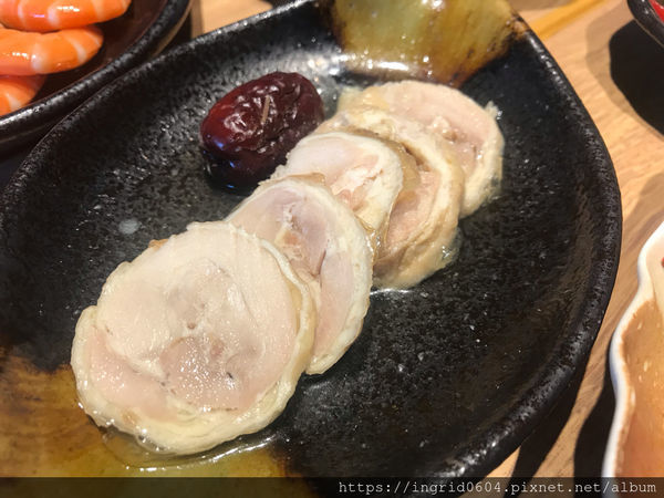 川夜宴無二火鍋樓 CP值超高的吃到飽! 台北中山區美食推薦