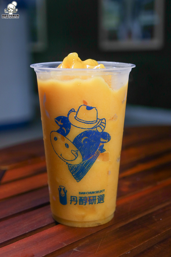 哞～最單純健康滋味的丹醇研選，專業科技養牛、牧場直送鮮乳 X 夏日冰沙系列暢銷必點 - 跟著尼力吃喝玩樂＆親子生活