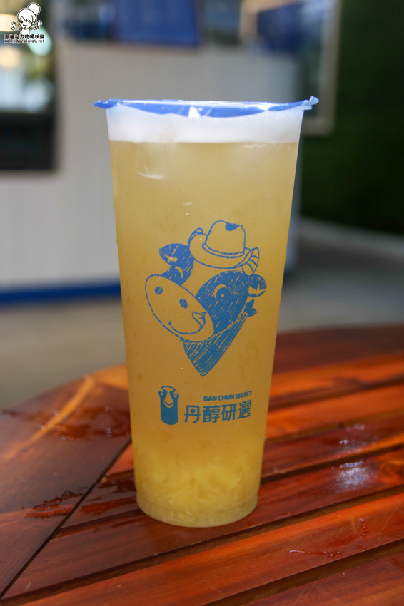 哞～最單純健康滋味的丹醇研選，專業科技養牛、牧場直送鮮乳 X 夏日冰沙系列暢銷必點 - 跟著尼力吃喝玩樂＆親子生活