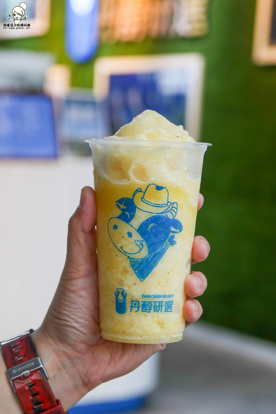 哞～最單純健康滋味的丹醇研選，專業科技養牛、牧場直送鮮乳 X 夏日冰沙系列暢銷必點 - 跟著尼力吃喝玩樂＆親子生活