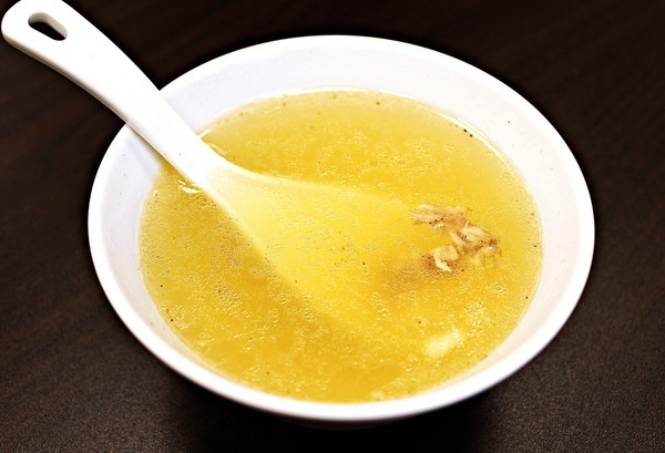 榮華三寶飯惦：【榮華三寶飯惦】燒臘便當。捷運板橋站