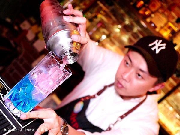 台北美食,六張犁,信義安和,台北101世貿,通化夜市,chill,酒吧,餐酒館, M150 Bar %26; Bistro, M150 Bar %26; Bistro 餐酒館, M150 Bar %26; Bistro menu, M150 Bar %26; Bistro菜單,聚會,喝酒,小酌,調酒,bar,台北酒吧,包廂聚餐,包廂,姊妹聚會,fridaynight