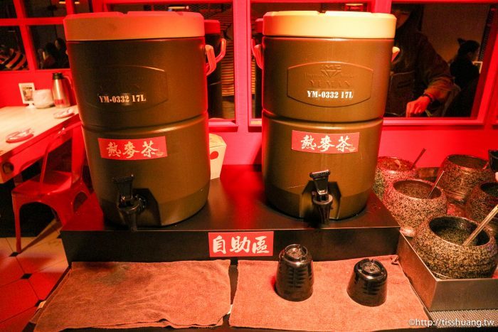 台北小巨蛋火鍋美食推薦｜水貨－炭火烤魚火鍋養顏又美容｜重慶烤魚一爐二吃（附菜單）