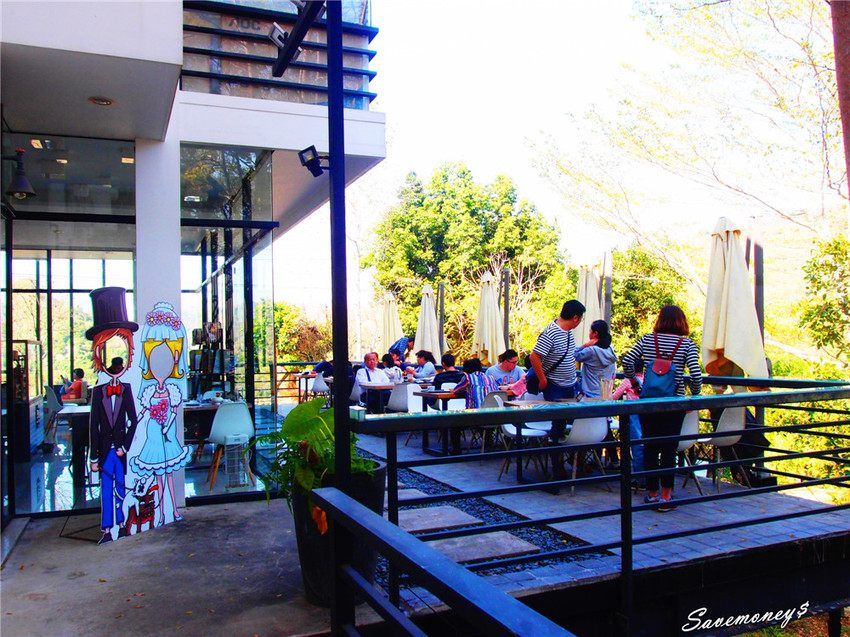 糖狗村｜南投中寮妖怪創界,比妖怪村好玩,還有巨大機器人 - 達人Emily的播報台