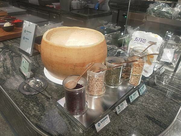 新北板橋果然滙素食自助百滙~