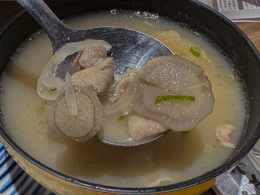 高雄市左營區巨蛋商圈美食推薦！咕嚕咕嚕家巨蛋裕誠叁店，高CP值日式料理，份量大、出餐快