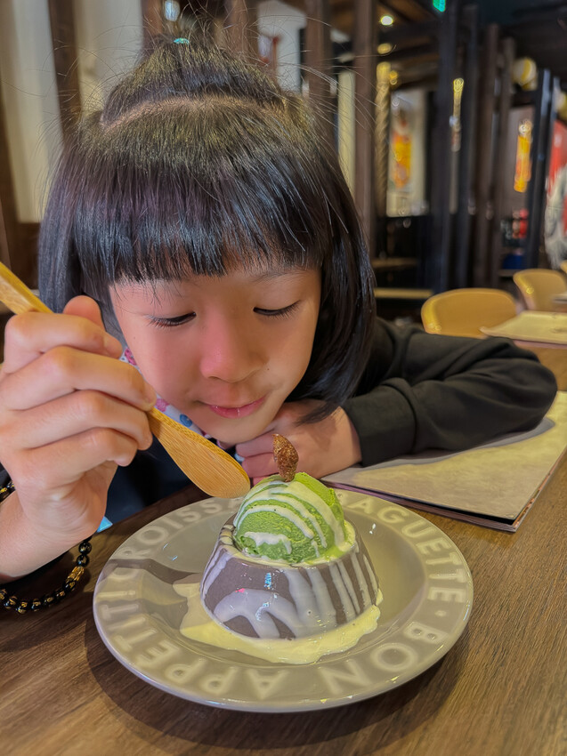 高雄市左營區巨蛋商圈美食推薦！咕嚕咕嚕家巨蛋裕誠叁店，高CP值日式料理，份量大、出餐快