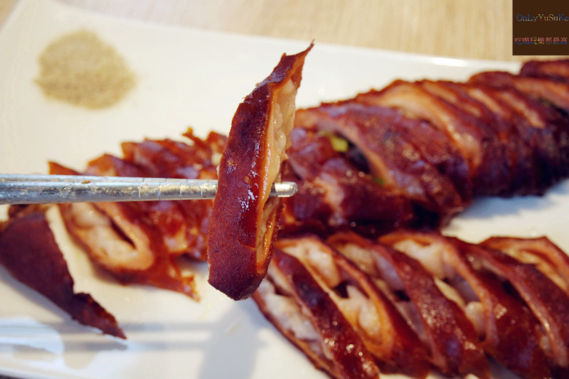 FoOd台北【noodlemix禮面作台北芝山店】天母美食祭非吃不可,吃了會上癮的好滋味,酥炸肥腸,特色麵全都好想念